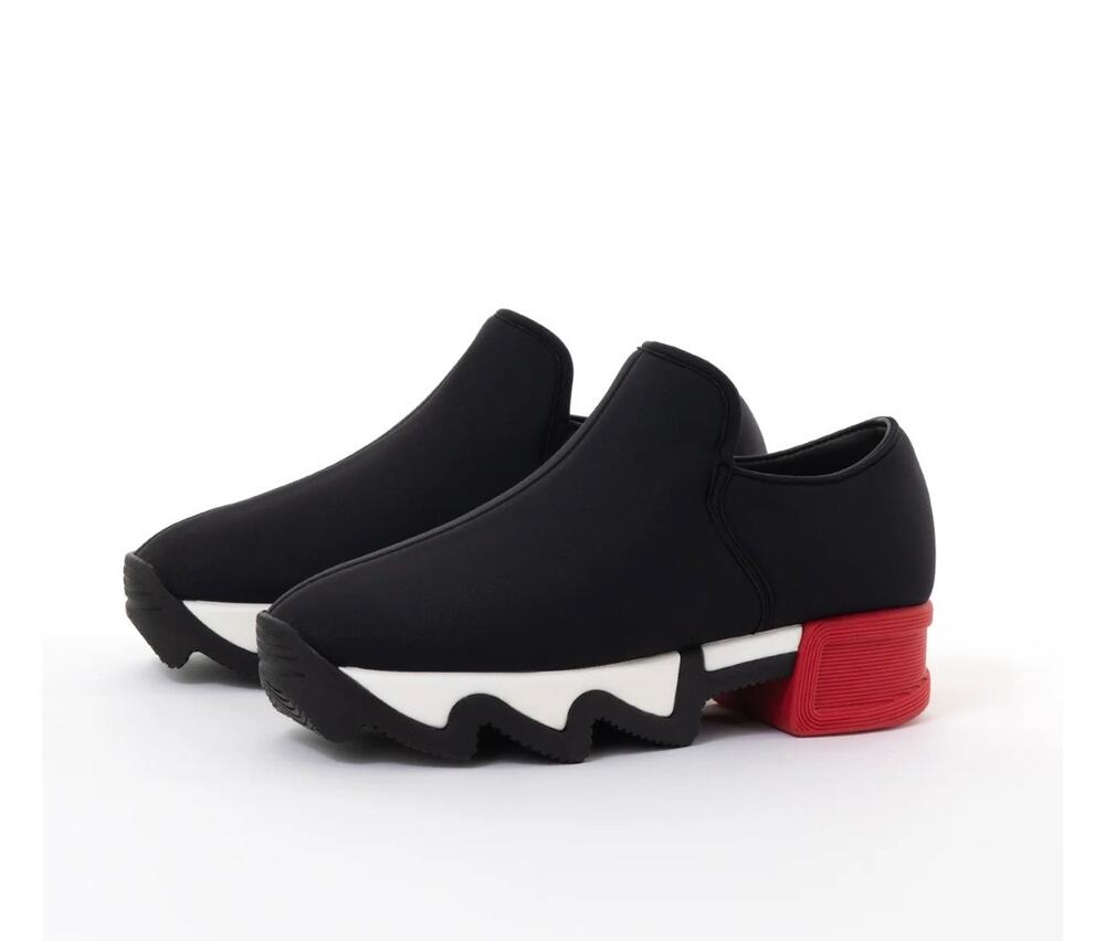iRi WES I Black Red Low Top Sneaker